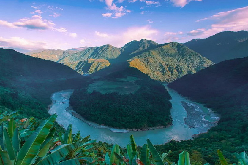 雅江大拐弯双峰 (2)