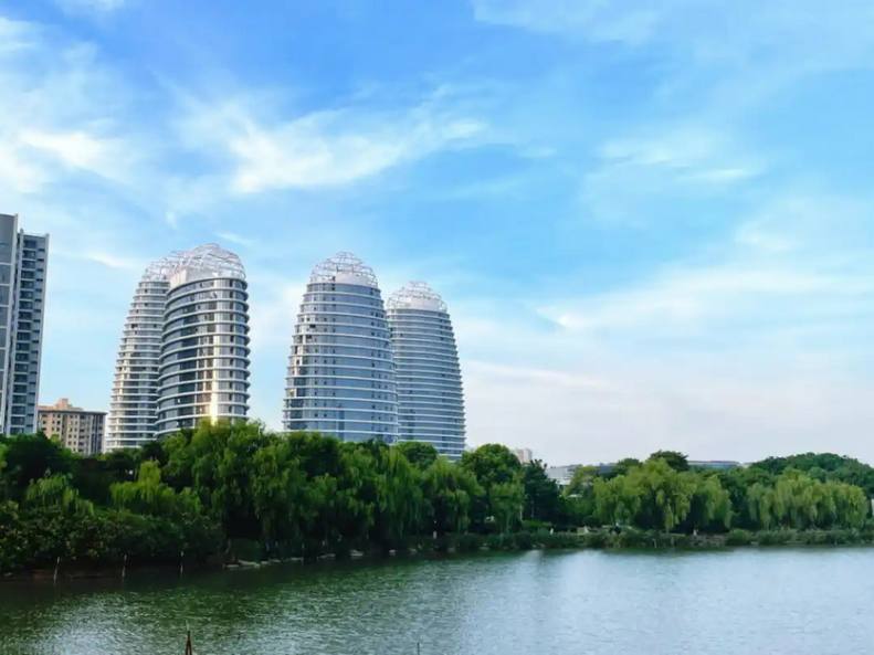 湖州水晶晶广场